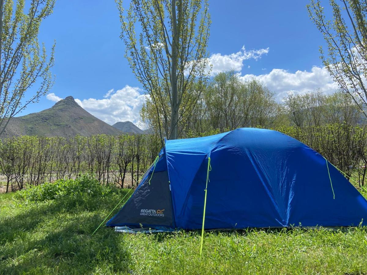Crossway Camping Yeghegnadzor Eksteriør bilde