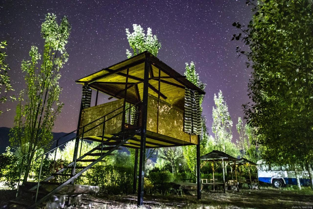 Crossway Camping Yeghegnadzor Eksteriør bilde