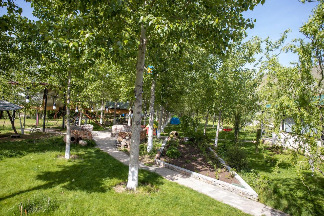 Crossway Camping Yeghegnadzor Eksteriør bilde